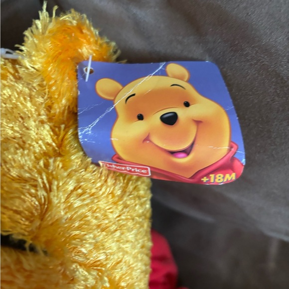 Lot of 4 Winnie The Pooh stuffed bears - Picture 9 of 9